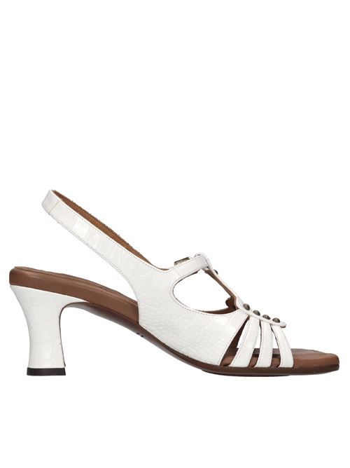  CHIE MIHARA | NESAN BUICKBIANCO-CASTANO